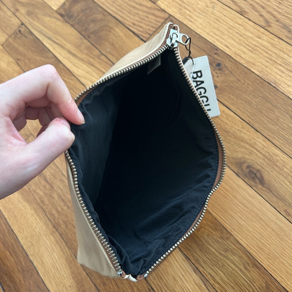 NWT Baggu Leather Pouch - Picture 5 of 6